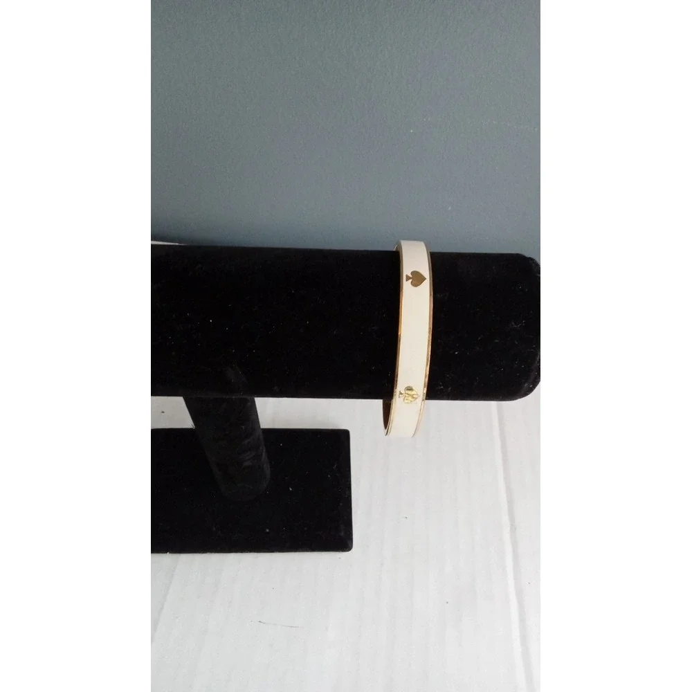 Kate Spade Bangle Bracelet‎ Gold Spade Logo Cream Enamel Designer - Picture 4 of 4